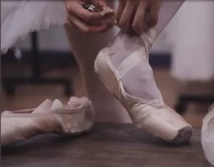 Как танцуют балерины когда у них месячные