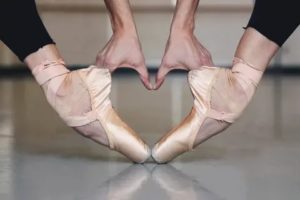 Как танцуют балерины когда у них месячные