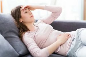 Почему теряют сознание во время месячных
